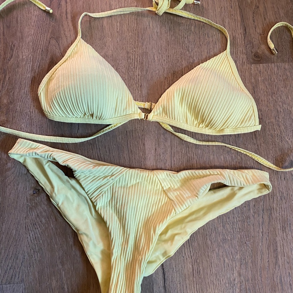 Beach Bunny Bikini Set